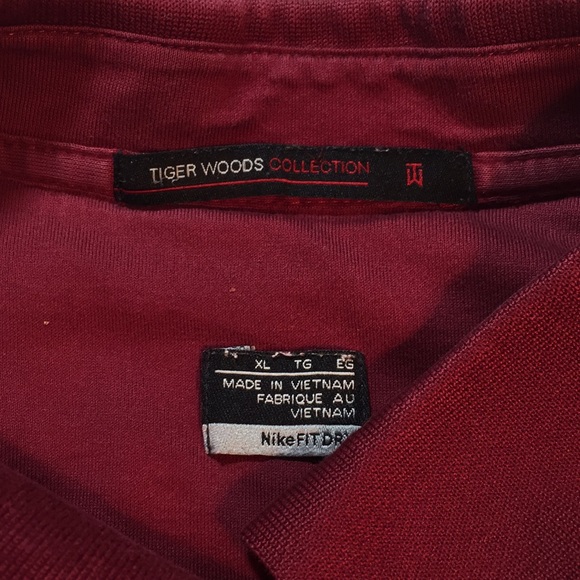 Vintage Tiger Woods Nike shirt, maroon, XL, VGUC - Picture 2 of 6